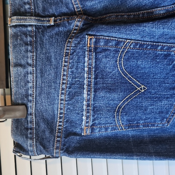 Levi's Dark Blue Distressed Jeans - Picture 11 of 16